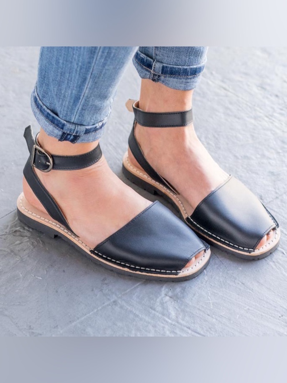 PONS Classic Black Leather Ankle-Strap Sandals Size 8